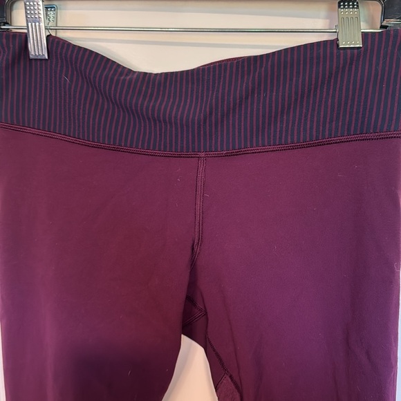 Lululemon Journey Crop Leggings Plum / Hyper Stripe Plum (4) - Picture 6 of 12